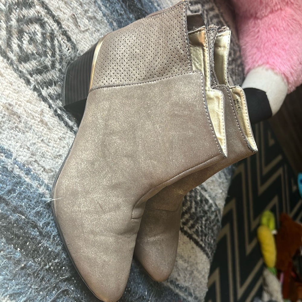 Booties - Picture 1 of 6